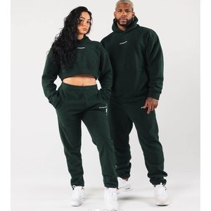 Alphalete King Jogger - S NEVER WORN in Evergreen